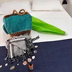 Rosso Napoli Locazioni Brevi