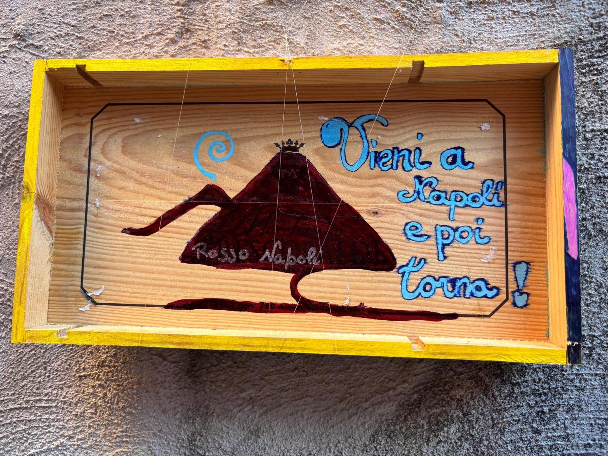 Rosso Locazioni Brevi Napels